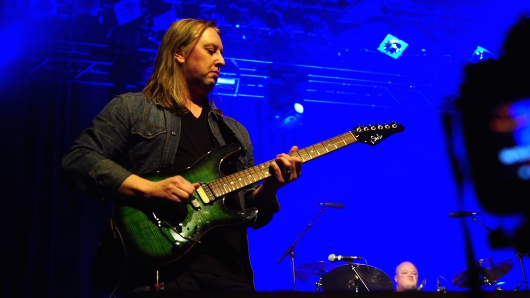 Dave And Dinet Do Dingwalls