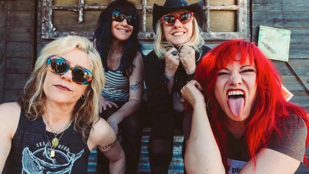 L7 No Longer Pretending They Are Dead